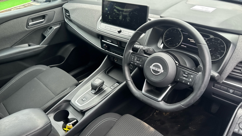 Nissan Qashqai 1.3 DiG-T MH 158 Acenta Premium 5dr Xtronic Petrol Hatchback